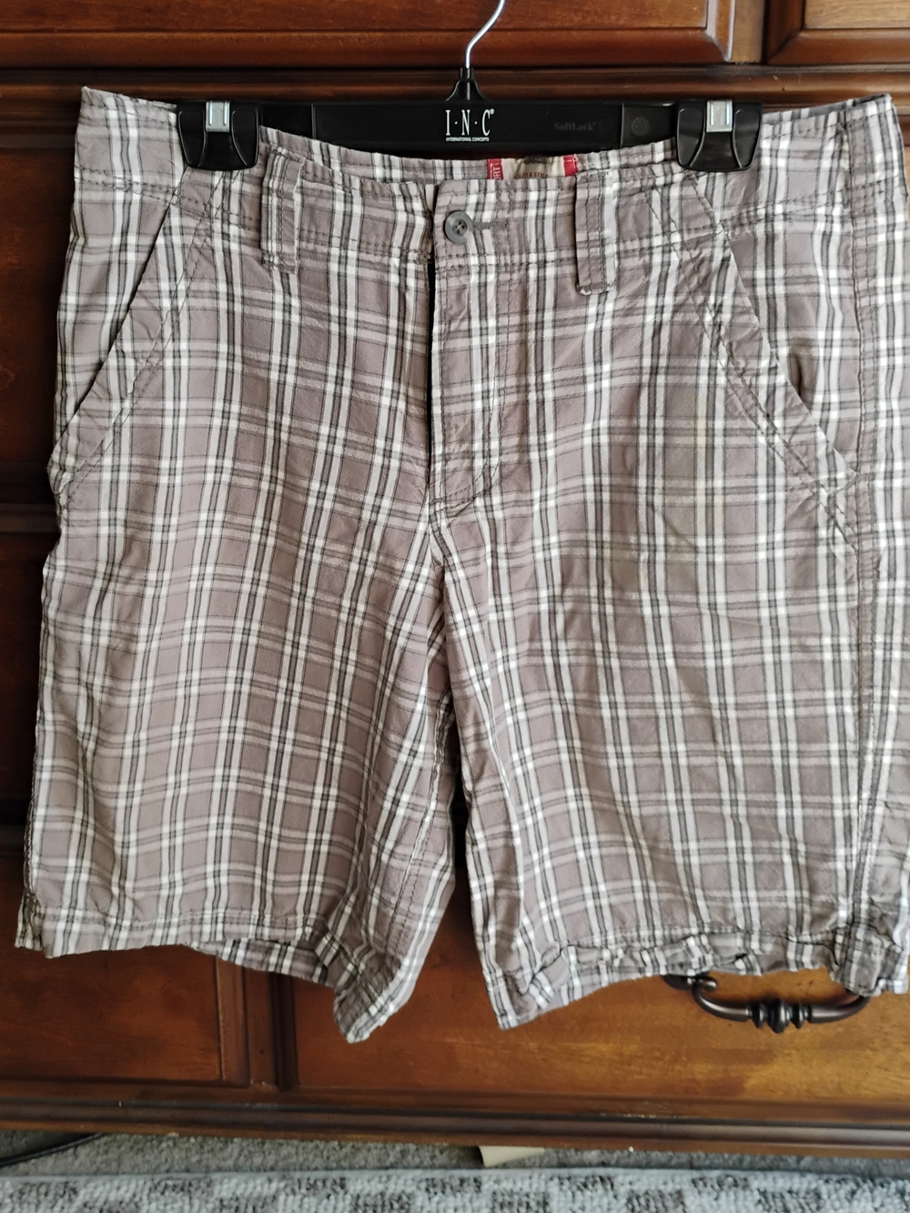 Mossimo Men's Plaid Flat-Front Shorts - Taupe & White
